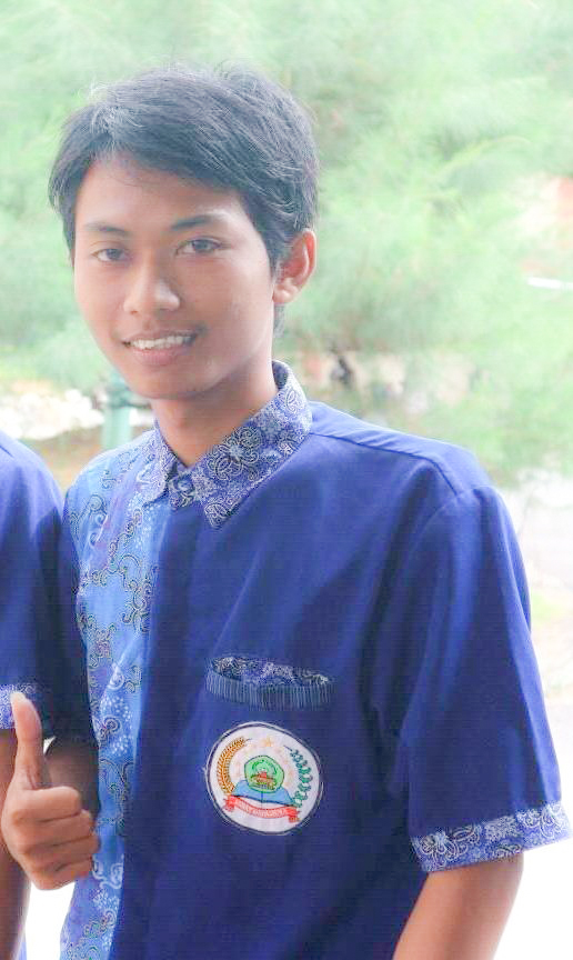 Membangun Bangsa dengan Gotong Royong Melalui Pesantren