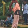 POTRET MORAL: Dua sejoli salah satu pengunjung taman Paseban, Bangkalan sedang mesum. (Foto/Red)