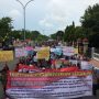 Tuntutan Diakomodir, Ratusan Massa Batal Duduki Kantor Bupati Bangkalan