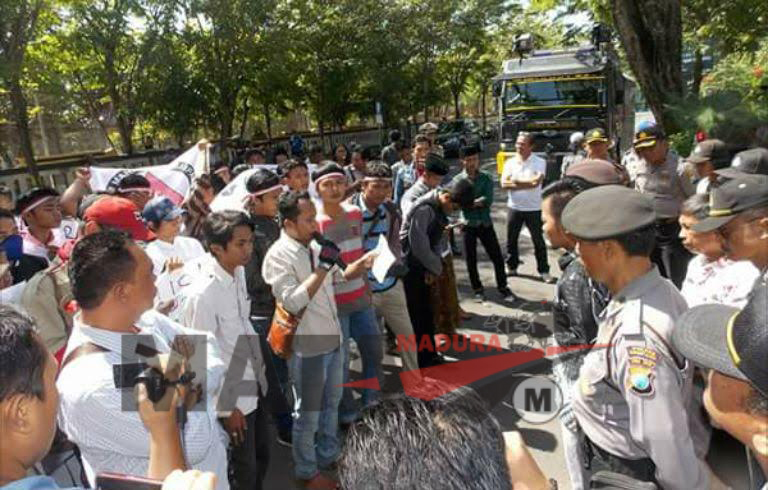 demo-sampang