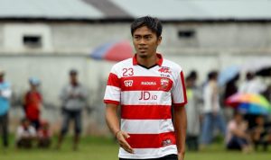 Latihan Perdana di SGRP, Gomez Puji Rendika