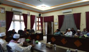 Mulai Memanas, DPRD Bangkalan Diminta Makzul-kan Bupati Momon