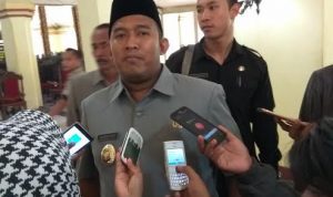 Inilah Janji Wabup Fauzi Soal Pasar Anom yang Semrawut