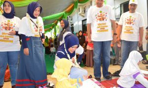 Cara Bank BPRS Bhakti Sumekar Peringati Hardiknas