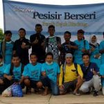 Bakti Alam, Relawan AMPI Ikut Bersihkan Pantai Mandangin