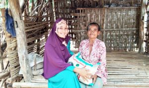 Menikmati Perjuangan, Cara Rosyithah Bertahan di Tengah Gunjingan