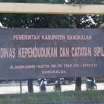 Pelayanan Dispendukcapil Bangkalan di Keluhkan Warga