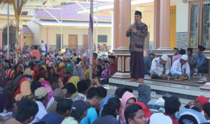 Silaturahmi dengan Masyarakat Socah, Farid Janji Perhatikan Kesejahteraan Guru
