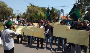 Marak Aksi Begal Di UTM, HMI Gruduk Polres Bangkalan