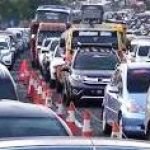 Pintu Gerbang Tol Suramadu Sisi Madura Macet Total