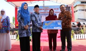 Jadi Tuan Rumah Pameran Hari Aksara Internasional, Bupati Busyro Ajak Berantas Buta Aksara
