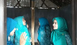 PKK Sumenep Serahkan Bantuan Renovasi Rumah