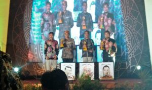 Edy Suprayitno Raih Anugerah Tokoh Pendidikan