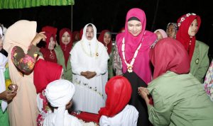 Hadiri Penutupan KKN STITA, Bunda Fitri Sampaikan Tiga Kunci Sukses Pemuda