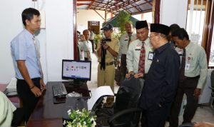 Bupati Busyro Permudah Masyarakat Urus Izin Usaha