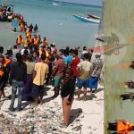 Penumpang Kapal Terbakar Dievakuasi Syahbandar dan Nelayan ke Pulau Masalembu