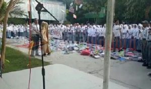 Karena Sering Sumbangan, Ratusan Siswa MAN Bangkalan Protes Kasek