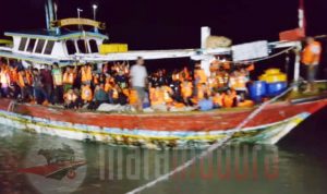 Kisah Sedih Penumpang KM Santika Nusantara yang Terbakar di Perairan Masalembu