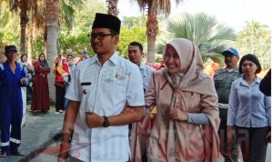Tanggapi Protes Emak-Emak Dirinya Berpoligami, Bupati Ra Latif: Dapur Saya ya Dapur Saya