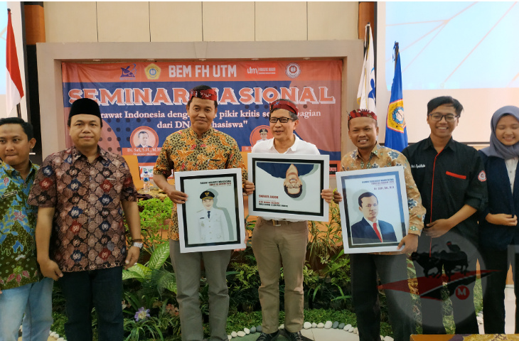 Rocky Gerung di UTM