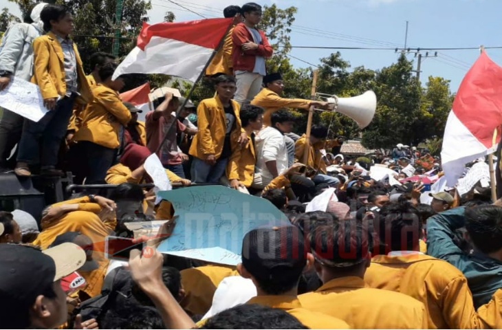 Demo Tolak RKUHP dan RUU KPK