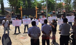 Tolak Parkir Liar dan Jukir Nakal, Lira Demo Kantor Dishub Bangkalan