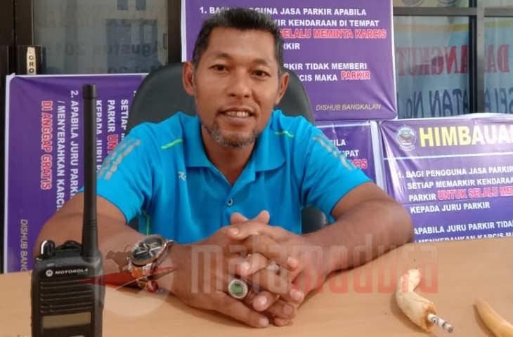 Parkir Liar dan Jukir Nakal