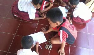 15 Tahun, SD di Bangkalan Tak Miliki Gedung Belajar