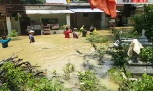 Banjir, Ngangenin Bupati Badrut