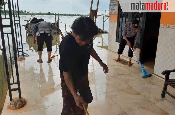 Rumah Warga Sendir Sumenep Terendam Banjir