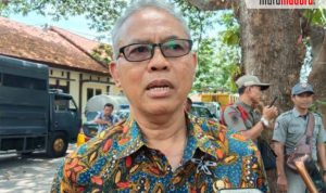 Pemotongan Kapal di Kamal Dinilai Mencemari Laut, DLH Bangkalan Tak Bisa Berbuat