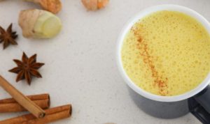 Manfaat Susu Kunyit untuk Nyeri Sendi dan Jantung