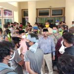Demo Aroma Pungli e-KTP di Dispendukcapil Bangkalan