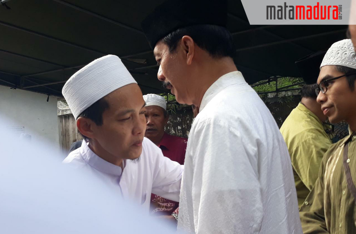 Fattah Jasin-KH Ali Fikri