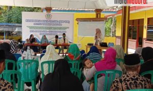 Mahasiswa KKN-VDR INKADHA Sumenep Bimbing Masyarakat Romben Guna Ciptakan Produk Unggulan