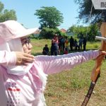 Ketika Nyai Zaenab Memanah dengan Atlet Panahan Muda Berprestasi Della Handayani