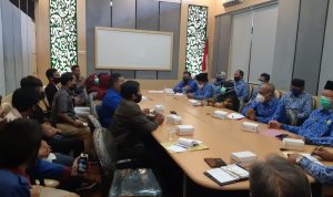 Banyak Jalan Rusak, FKPB Tagih Komitmen Pemkab Bangkalan