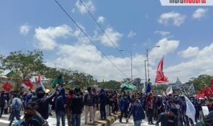Trunojoyo Bergerak Tutup Akses SuramaduÂ 