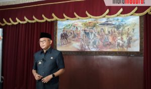 Lebih dari Sekadar Pakaian, di Hari Santri Bupati Kiai Busyro Tekankan Hal Ini pada ASN