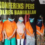 Emak-Emak Jualan Sabu Diringkus Polisi Bangkalan