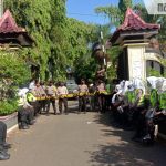 Polisi Bangkalan Sambut Aksi Trunojoyo Bergerak Dengan Asmaul Husna