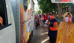 Peringati HKN 2020, Camat Bluto Bagikan 1000 Masker