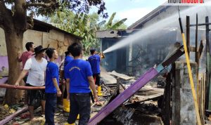 Buang Puntung Rokok, Rumah dan Toko di Sampang Terbakar