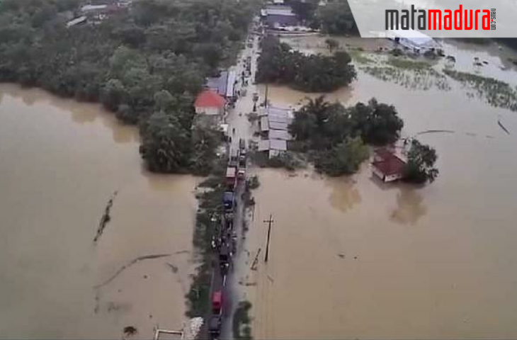 Banjir di Arosbaya