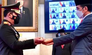 Presiden Jokowi Lantik Listyo Sigit sebagai Kapolri