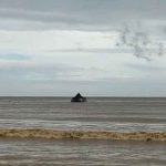 Heboh, Masjid Apung di Pacitan Terseret ke Laut. Tetap Kokoh Usai Terseret Banjir