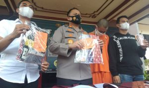 Aduh, Pelajar SMK Jadi Mucikari ABG via Prostitusi Online