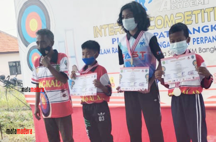 Juara Tiga Panahan se-Jatim