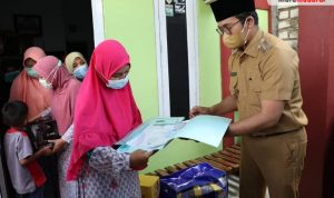 Ditemui Bupati Bangkalan, Istri Awak Kapal KRI Nanggala-402 Ingin Melihat Jasad Suaminya