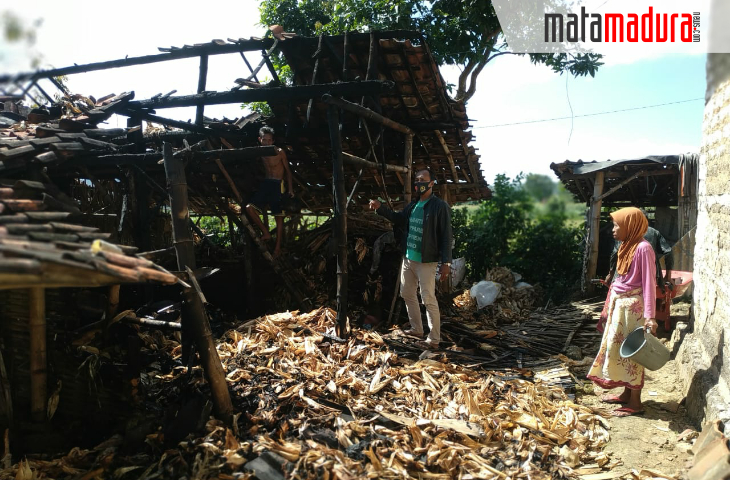 Kandang Ternak Terbakar